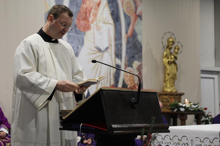 Poklik prije Evanđelja tijekom korizme